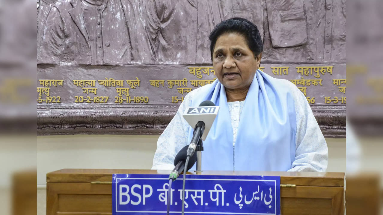 Lucknow: BSP President Mayawati addresses a press conference in Lucknow. (PTI Ph...