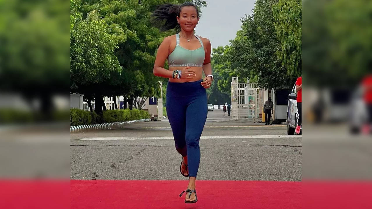 Ankita Konwar fights laziness by going for a run – but what comes with it is the many health benefits of this cardio workout that raises heart rate to boost the pace at which the body burns fat. (Photo credit: Ankita Konwar/Instagram))