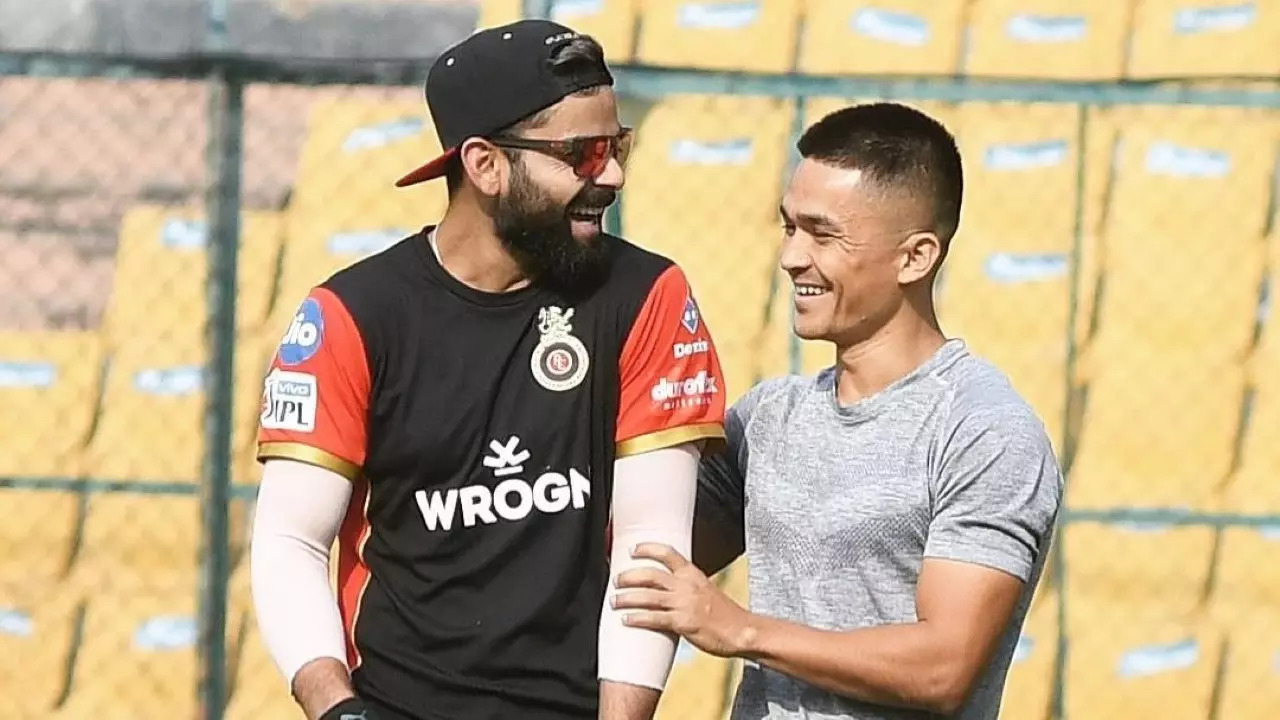 Virat Kohli, Sunil Chhetri