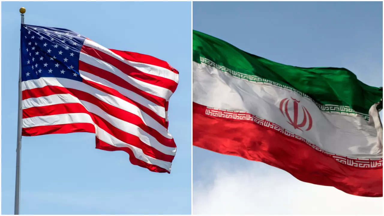 Flags of US and Iran