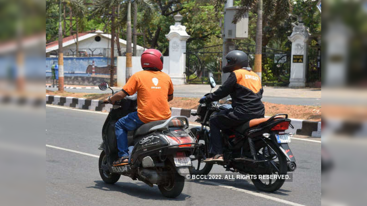 Swiggy to allow employees work for others under moonlighting policy