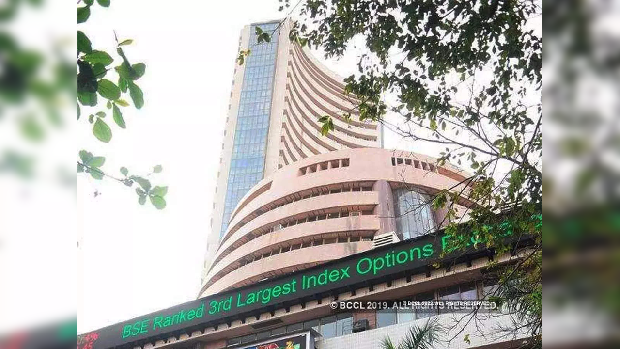 Sensex extends gains for 7th day in a row