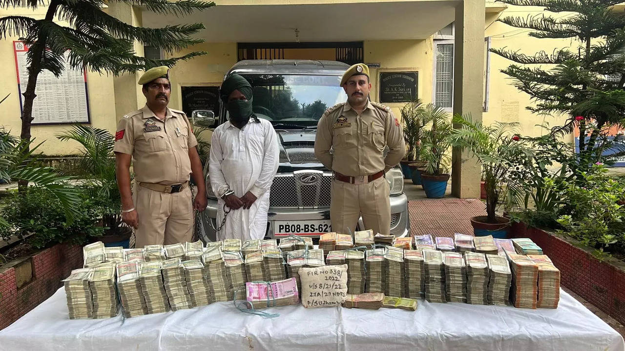 Big Blow for Pak based drug syndicate: Narco cash stash to fund terror seized by J&K Police in Udhampur