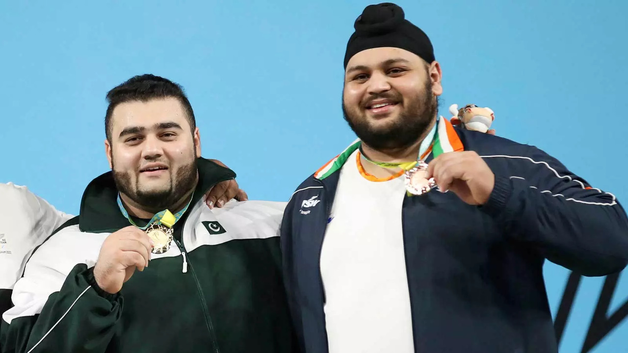 Muhammad Nooh Dastgir Butt and Gurdeep Singh finished on podium places at 2022 Commonwealth Games