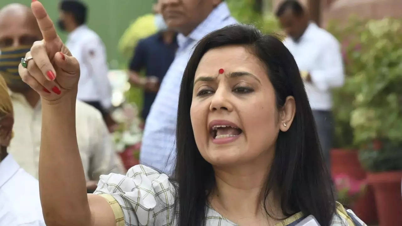 Mahua Moitra: TMC MP Mahua Moitra takes a dig at BJP for accusing Congress  MPs of eating chicken near Gandhi statue - The Economic Times