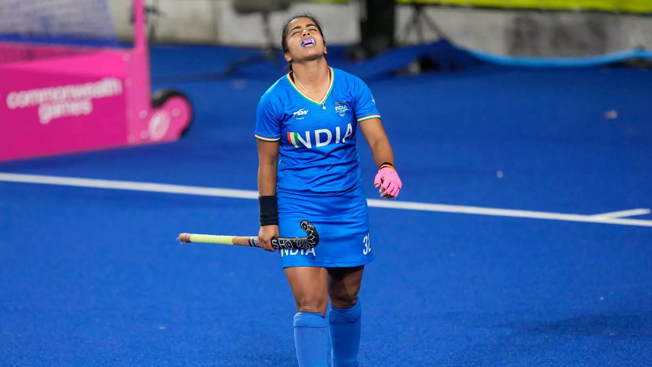 It was a heartbreak for the Indian women's hockey team as it lost 0-3 in the shoot-out to four-time champions Australia after both the teams were tied 1-1 at the end of regulation time in the semifinal.