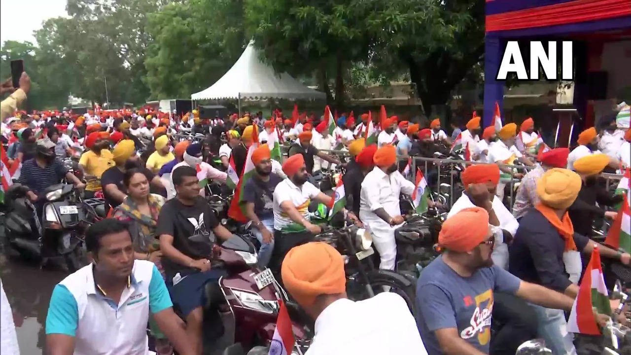 tiranga bike