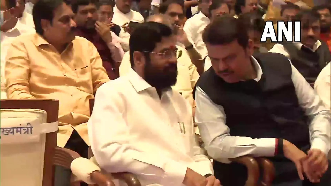 Maharashtra CM Eknath Shinde and Deputy CM Devendra Fadnavis at Raj Bhavan in Mumbai