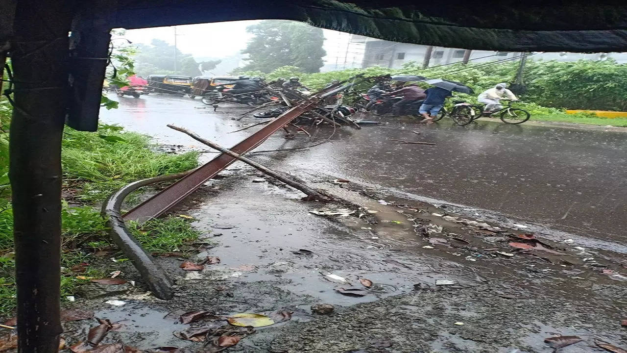 Yogesh Pagdhare lost his life after shabby, unmaintained electric pole by MSEDCL falls on his running bike