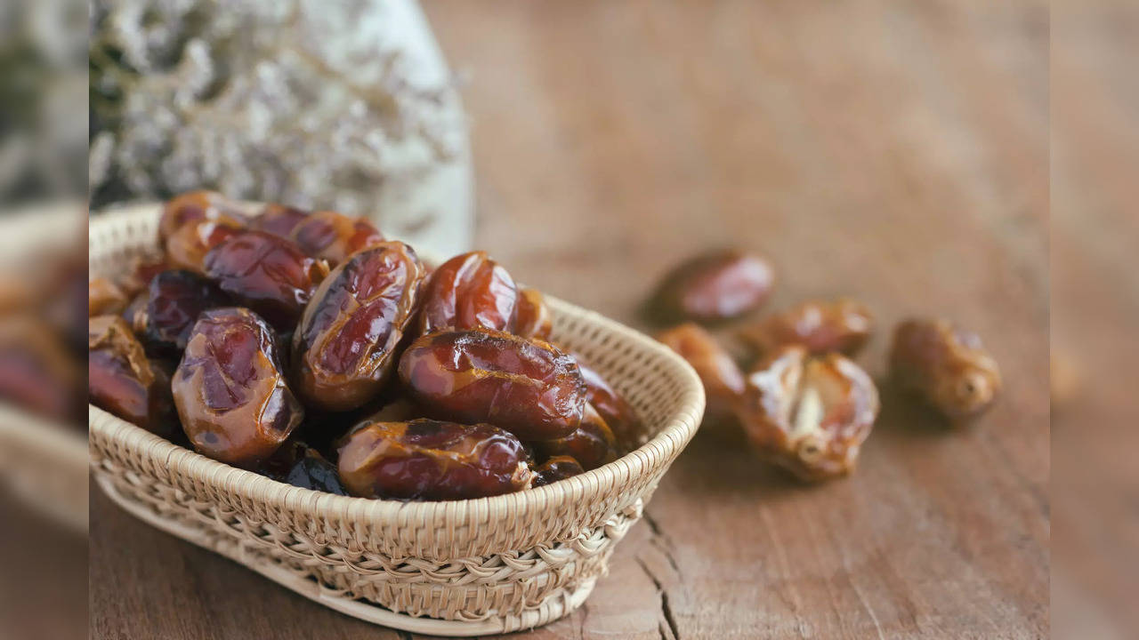 Dried dates when crushed into granules make a brilliant natural sweetener rich in fibre and antioxidants.