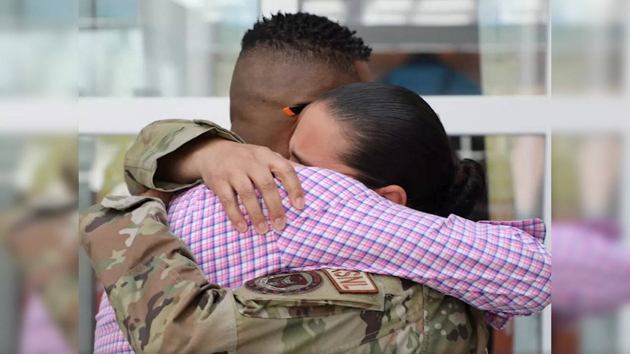 Long-list siblings Raymond Turner and Christina Sadberry hold each other in a loving embrace after reuniting at a hospital in Fort Worth | Picture courtesy: Cook Children's Checkup Newsroom