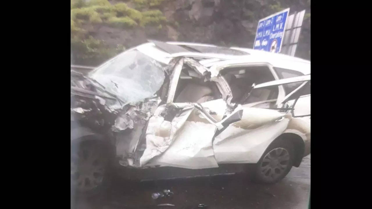 A vehicle hit the minister's car under the Madap tunnel while he was on his way to Mumbai from Pune early morning on Sunday