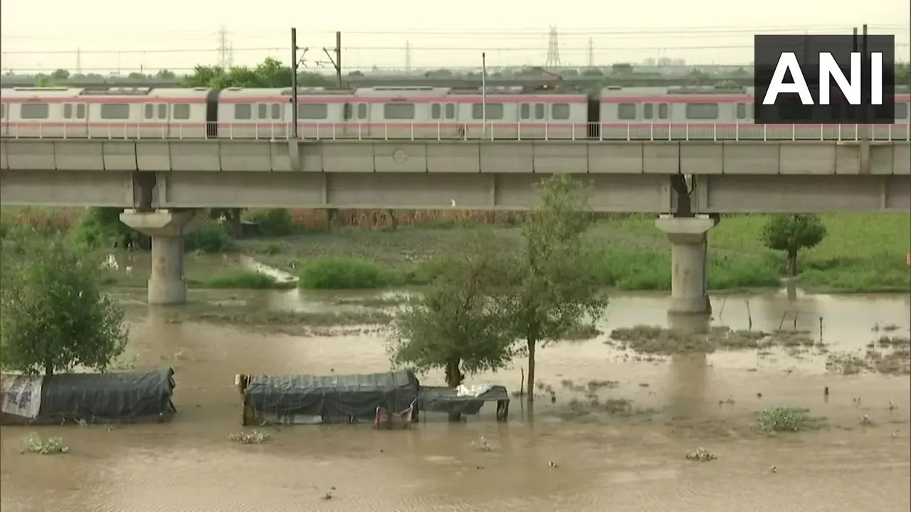 Yamuna water level recedes below danger mark in Delhi