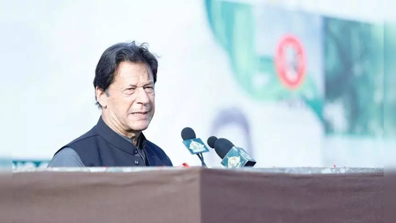 Imran Khan chváli nezávislú zahraničnú politiku Indie a hrá klip Jaishankar na zhromaždení v Lahore