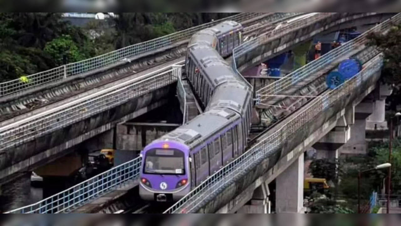 Kolkata metro reduces number of trains, alters timings on Independence Day