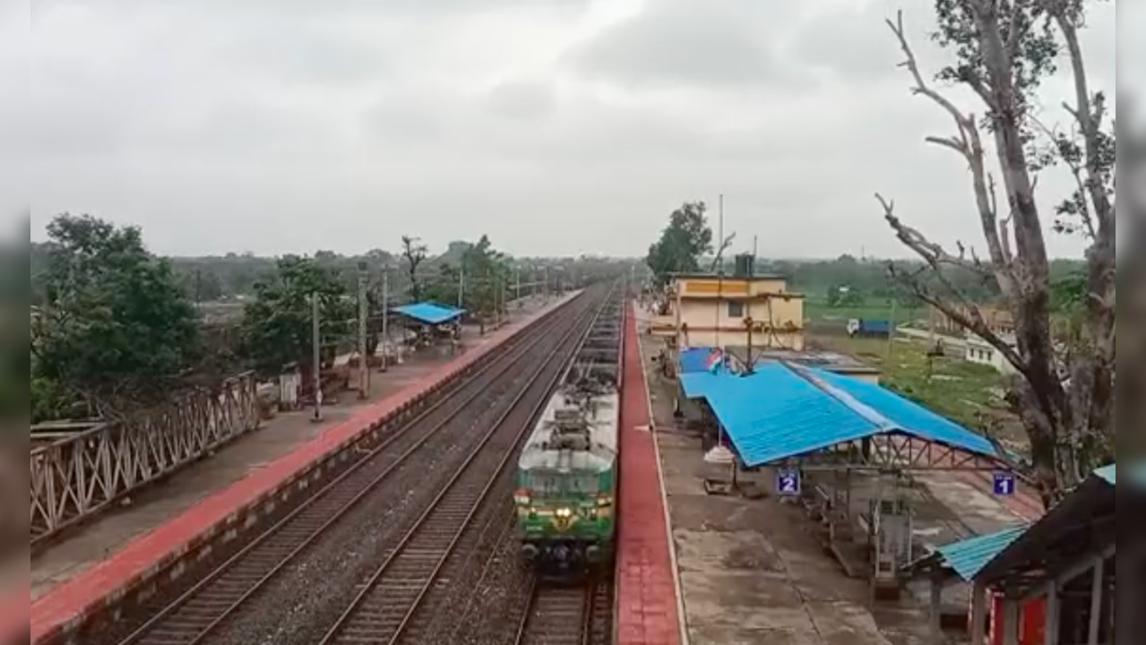 India's longest & heaviest freight train Super Vasuki