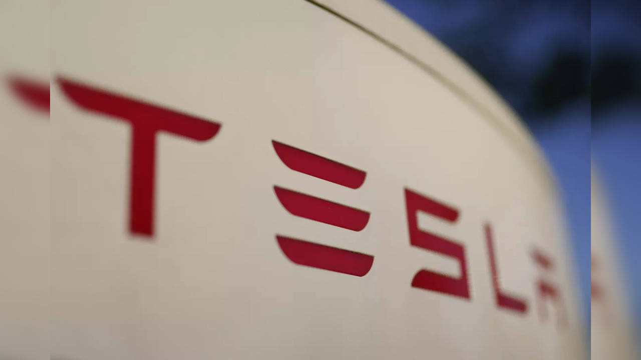 Tesla issues rare public denial on legal head quitting.