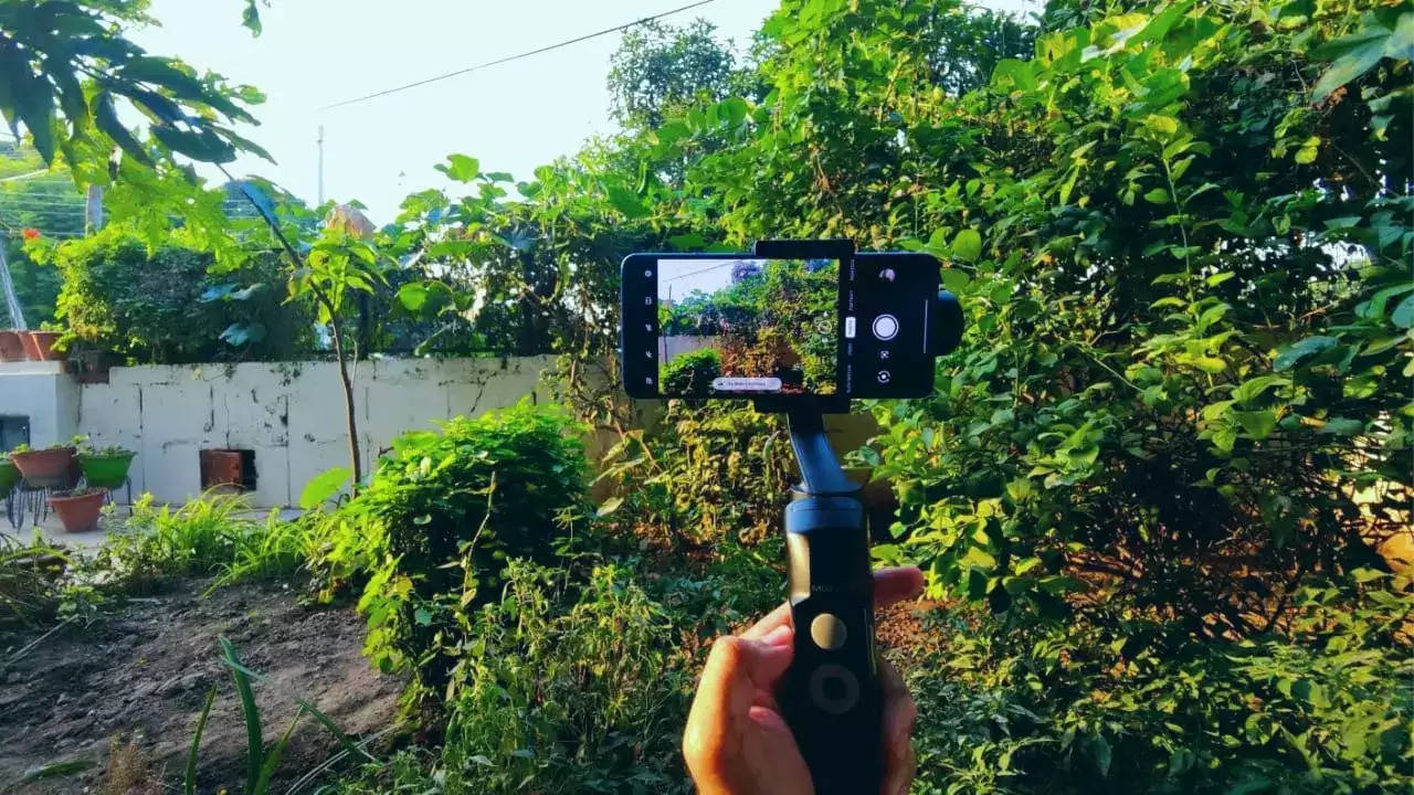 How to build your own smartphone filmmaking setup on a budget.