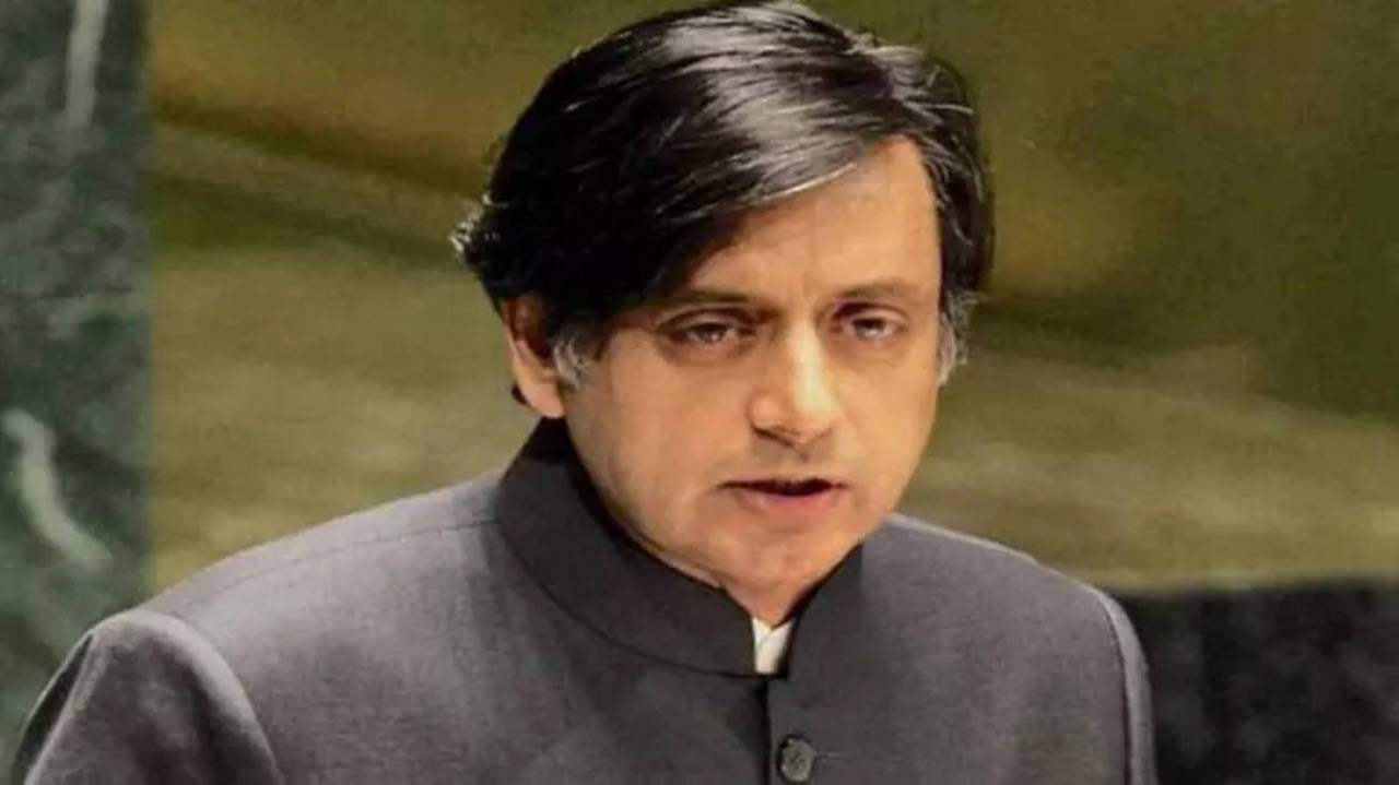 shashi-tharoor