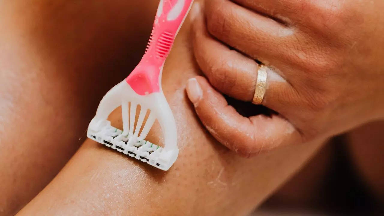 Is using a razor the best option for hair removal Here s what a