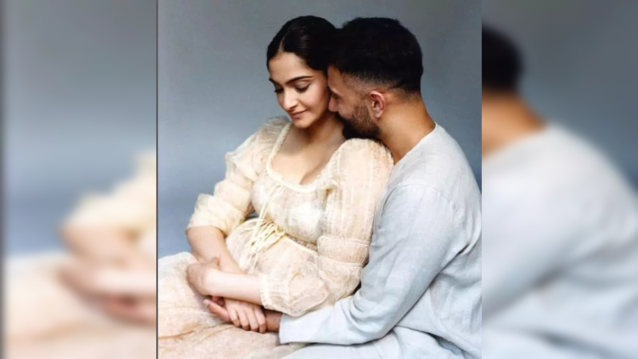 Sonam Kapoor pregnancy childbirth baby boy