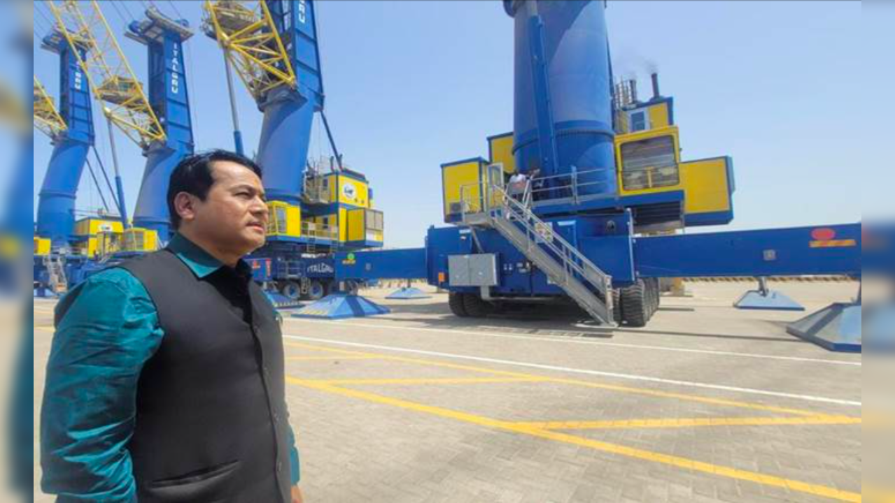 Union Minister Sarbananda Sonowal in Iran