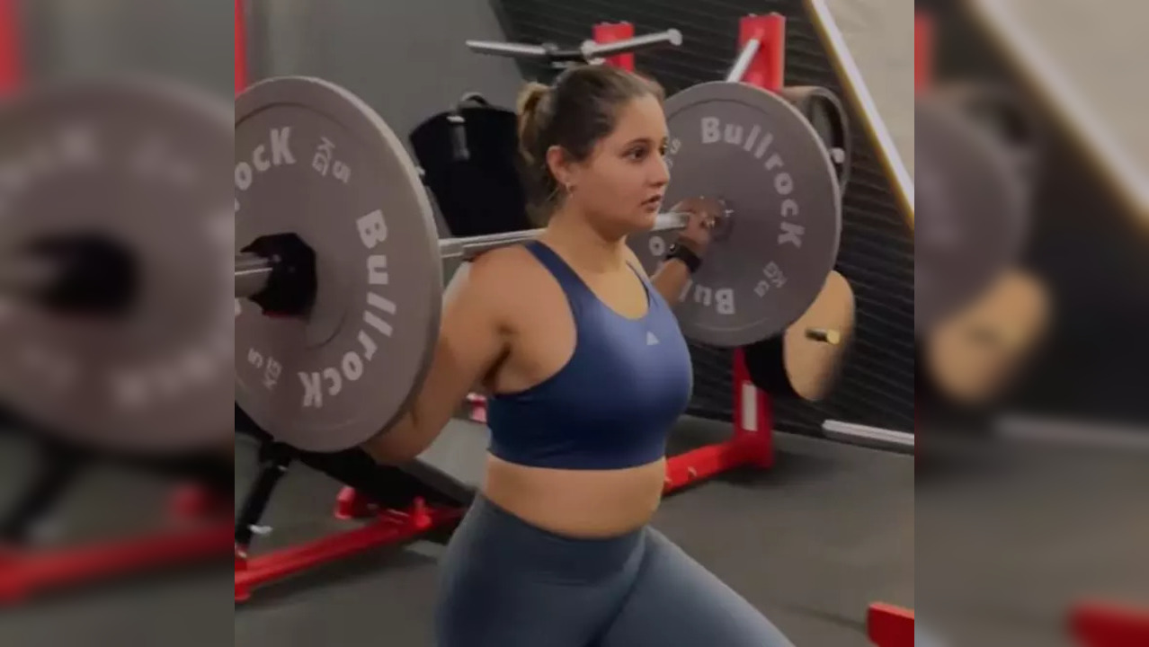 From lunges to squats to kettlebell exercises, in the Instagram Reel video Rashami Desai is seen engaging in an intense routine that gives all the weekend inspiration needed. (Photo credit: Rashami Desai/Instagram)