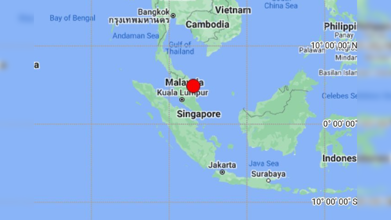 A 6.2-magnitude earthquake strikes 253 km northeast of Kuala Lumpur, Malaysia