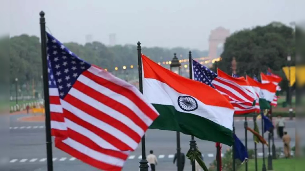 ​India and US' flags