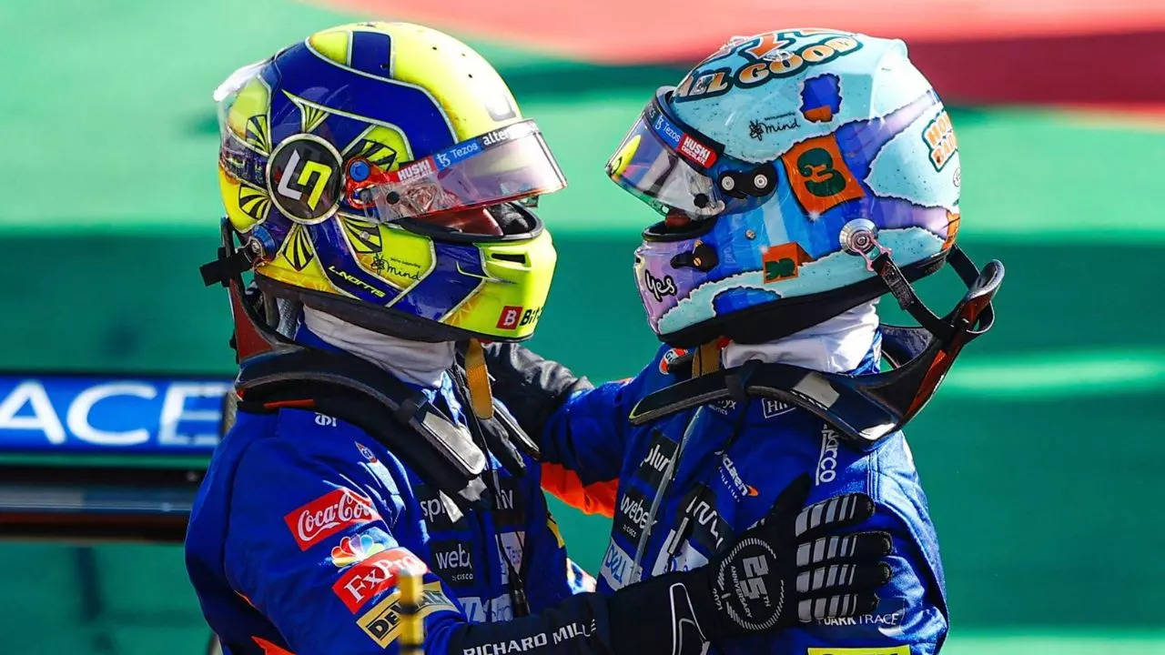 LandoNorris Monza with Ricciardo twitter photo
