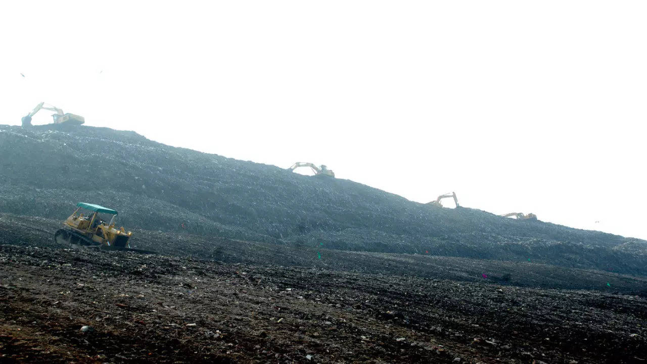 Okhla landfill site, Delhi