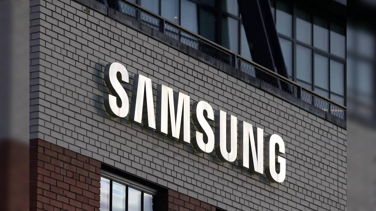 Samsung India's top 50 teams of its innovation competition to be trained at IIT Delhi. (Image source: Reuters)