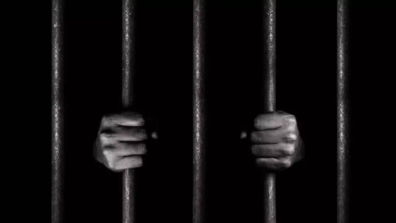 istockphoto-imprisonment