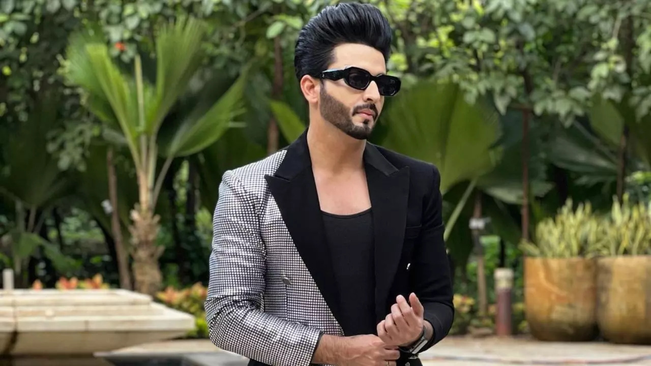 Dheeraj Dhoopar on Jhalak Dikhlaa Jaa 10