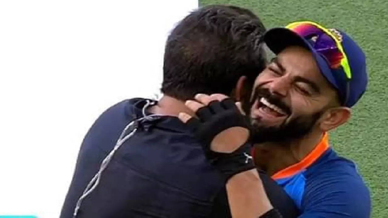 Kohli hugs Wasmim