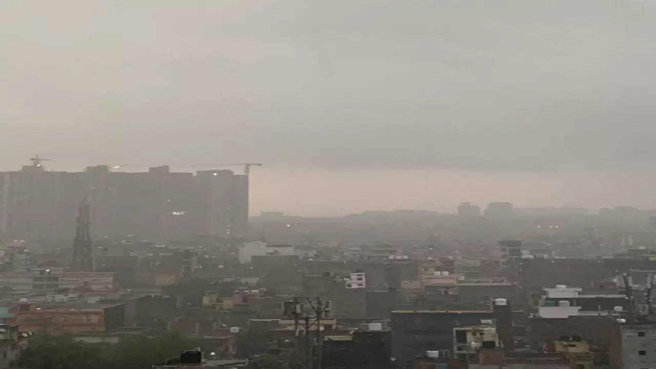 Noida Rain