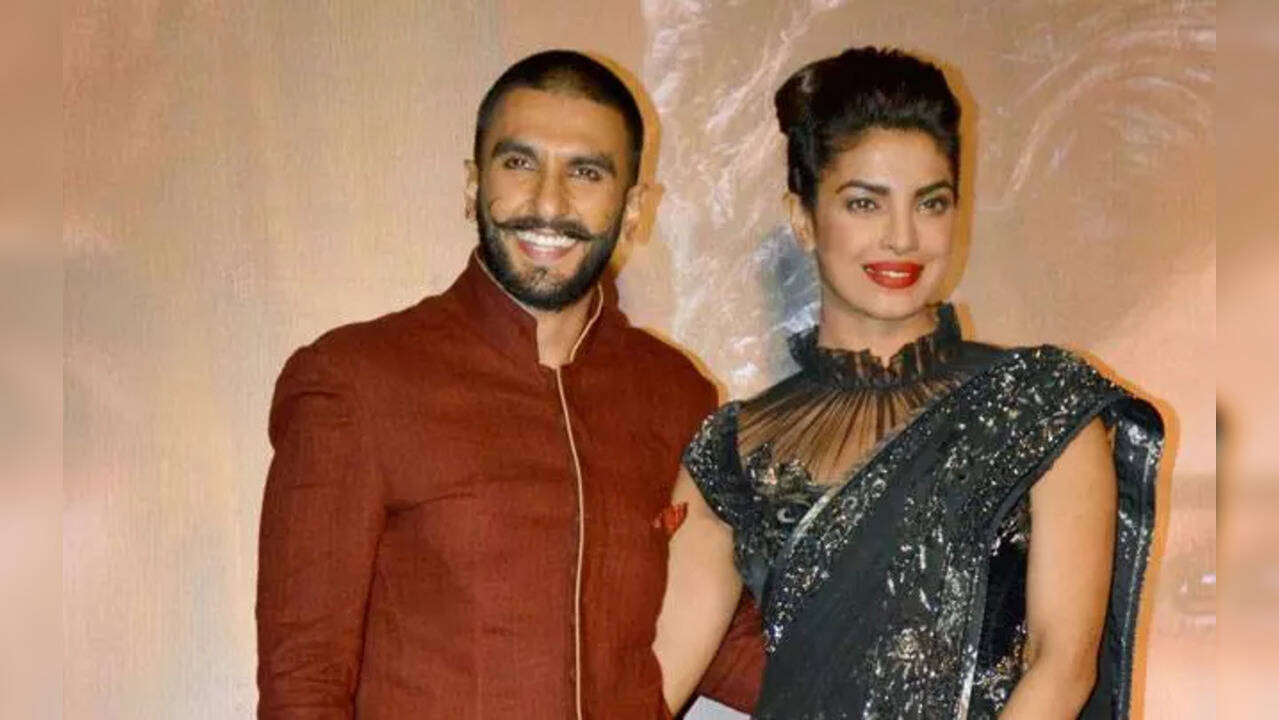 Ranveer Singh's 'Mohawk' look gets a thumbs-up from Priyanka