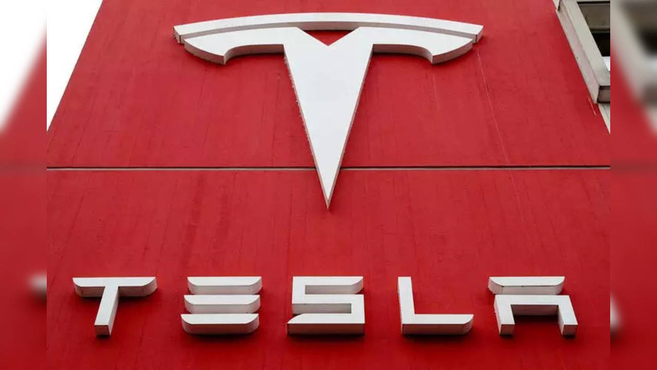 Tesla quietly develops virtual power plant in Japan. (Image source: Reuters)