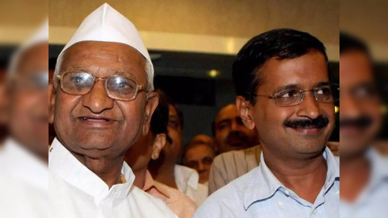 Arvind Kejriwal and Anna Hazare​