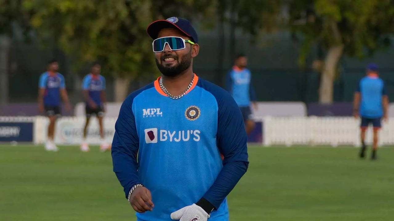 Rishabh Pant has featured in only 1 of the 2 matches for India in Asia Cup 2022