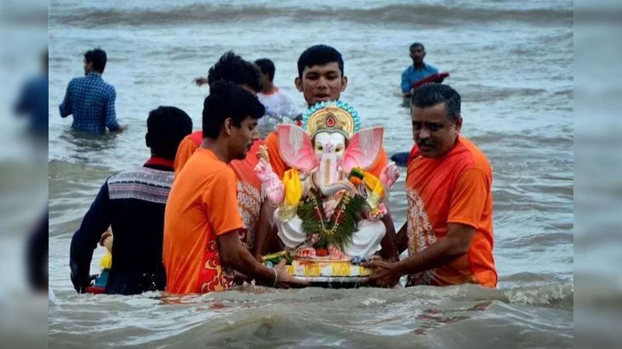 ganpati visarjan mumbai pti