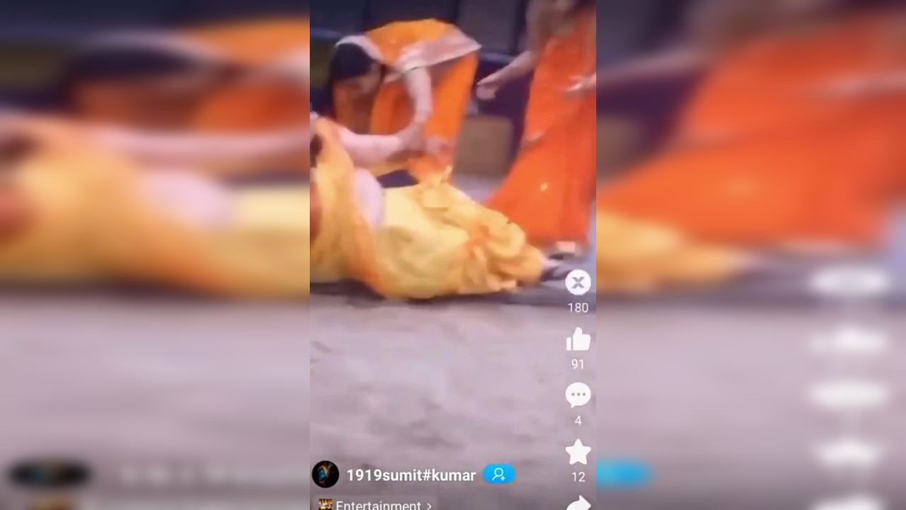 Aunty falls on little boy while dancing to Haryanvi song - Watch Viral Video