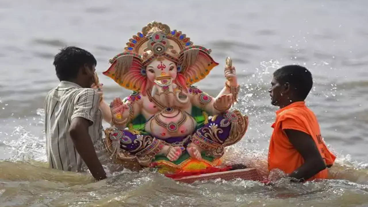 Ganesh idol immersion