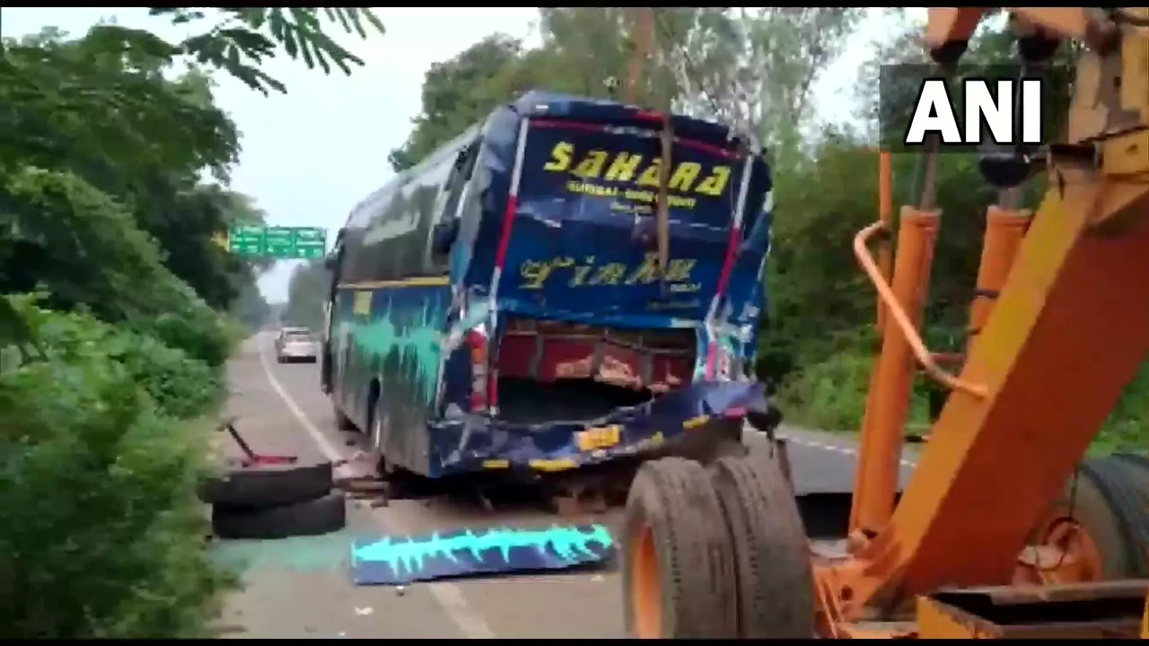 A speeding truck rammed into a double decker bus in Barabanki district