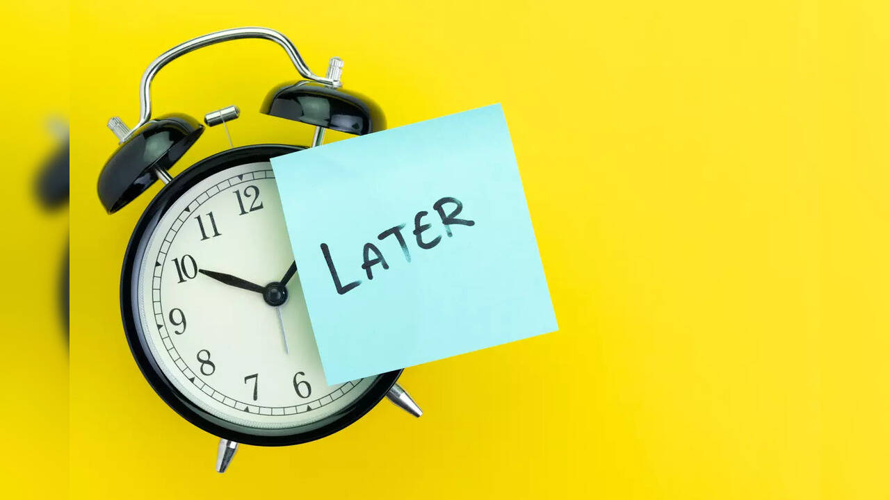 Beware! Procrastination can heighten depression, stress, and panic ...