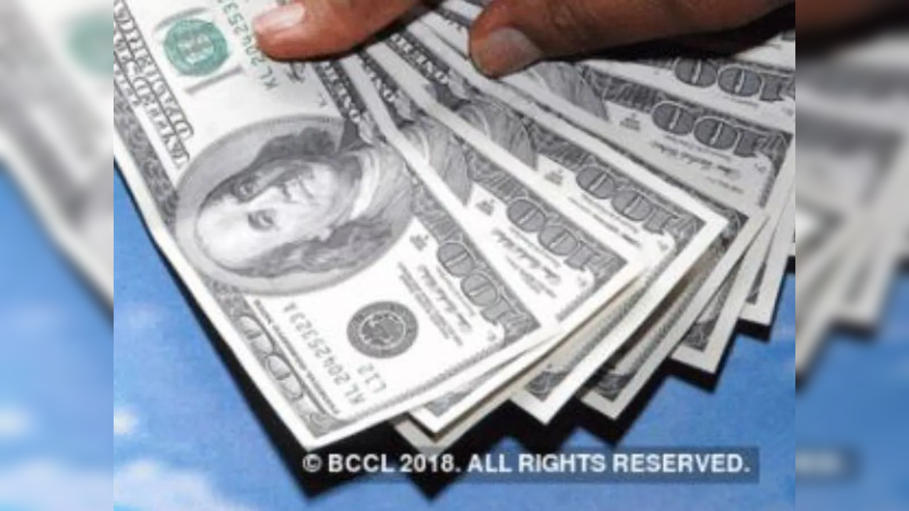 Forex reserves slide further $561 bn