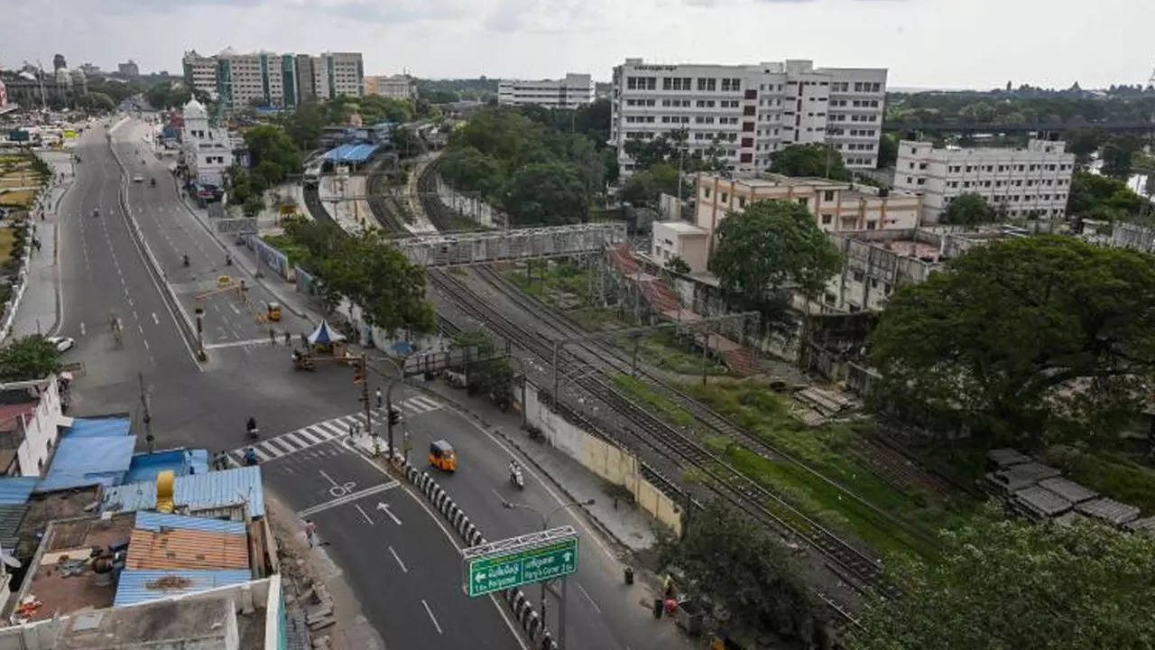 A view of the city near Greater Chennai Corporation Building.