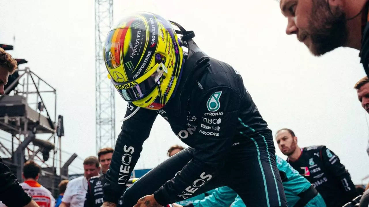 Lewis Hamilton Apologises For Emotional Radio Outburst At Dutch Grand ...