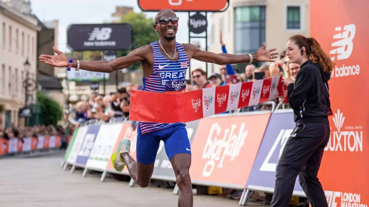 Mo Farah Big Half London win 2022 twitter official