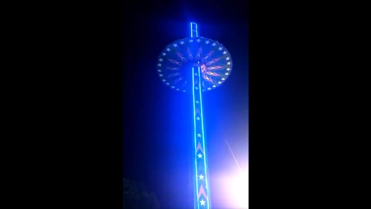 Mohali Carnival Swing Video Joy ride breaks between ride, at least 10